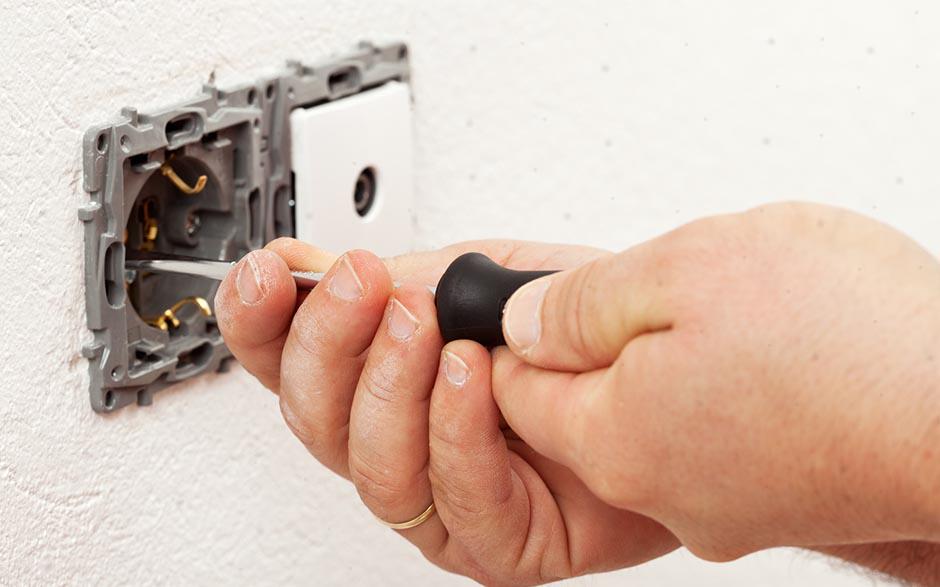 je recherche un électricien Clamart